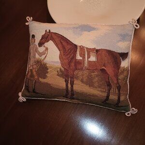 Decorative pillow